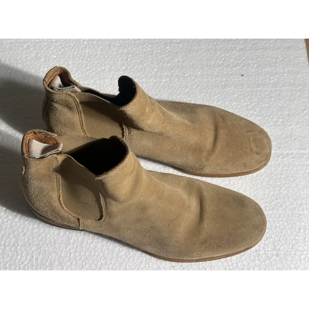 Shoe the Bear Copenhagen Chelsea Boots Men's Size 42 US 9 Tan Suede Lug Soles